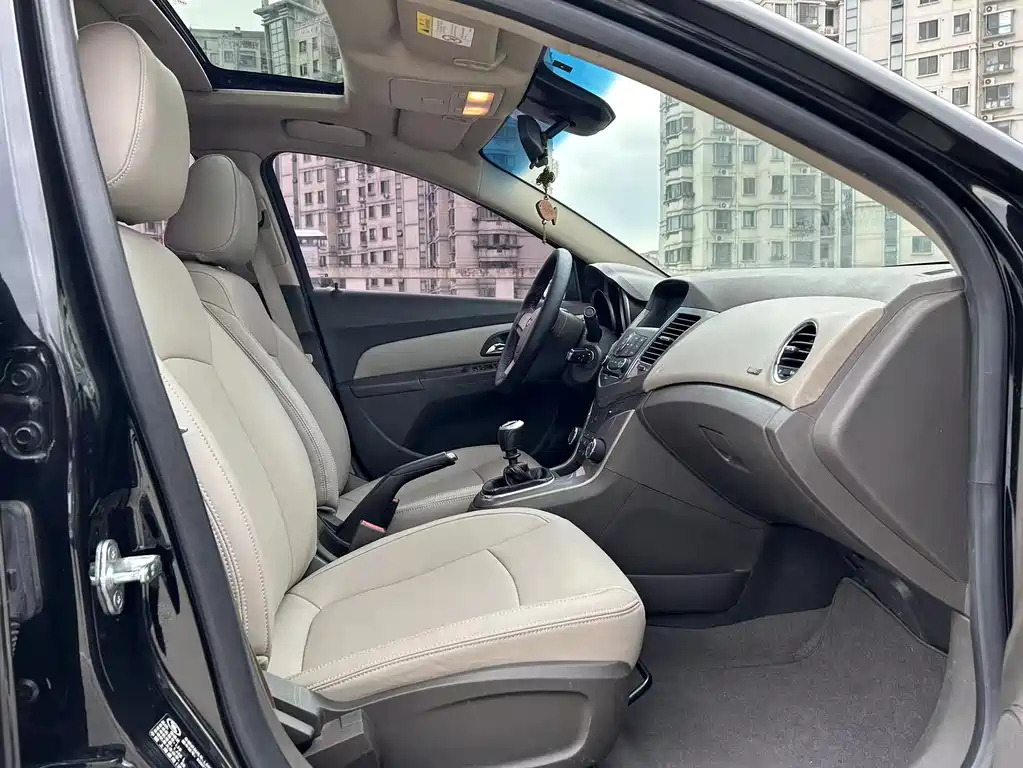 CHEVROLET CRUZE 2016