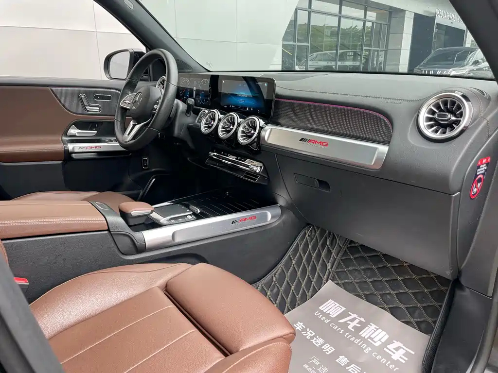 MERCEDES BENZ GLB 2021