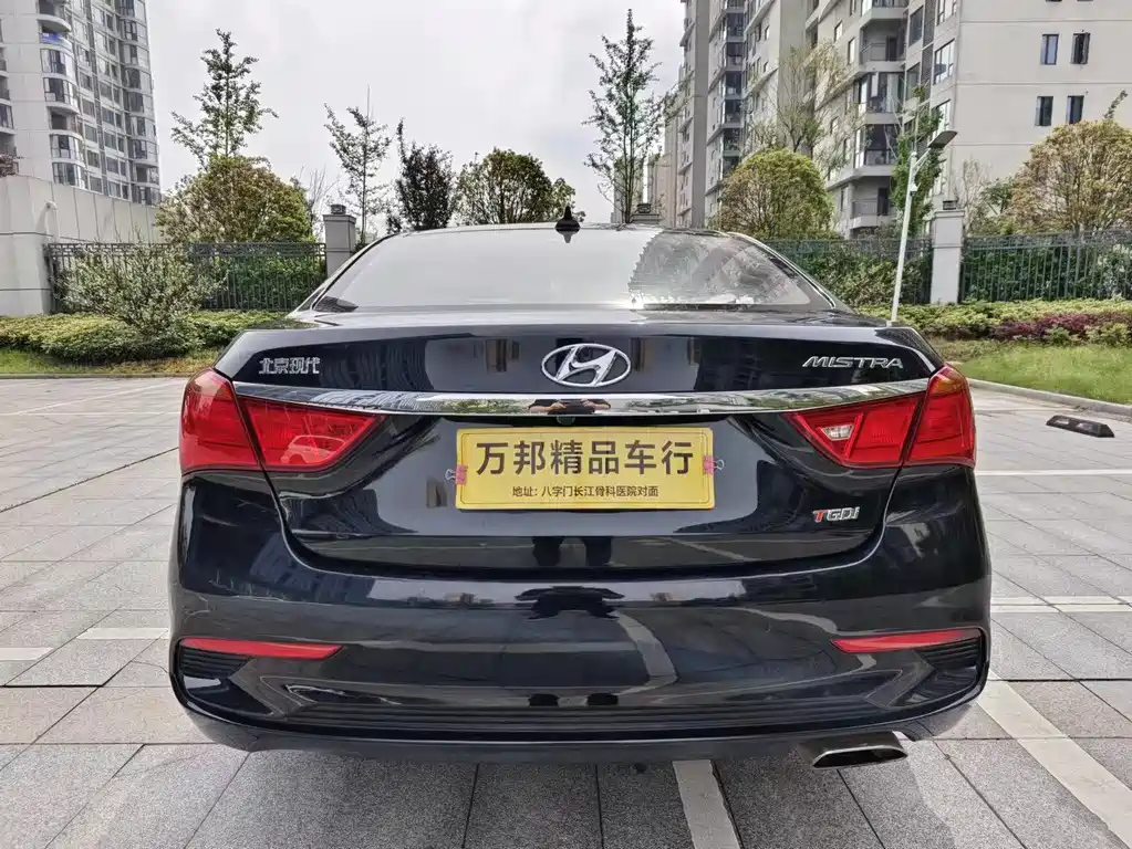 HYUNDAI MISTRA 2020