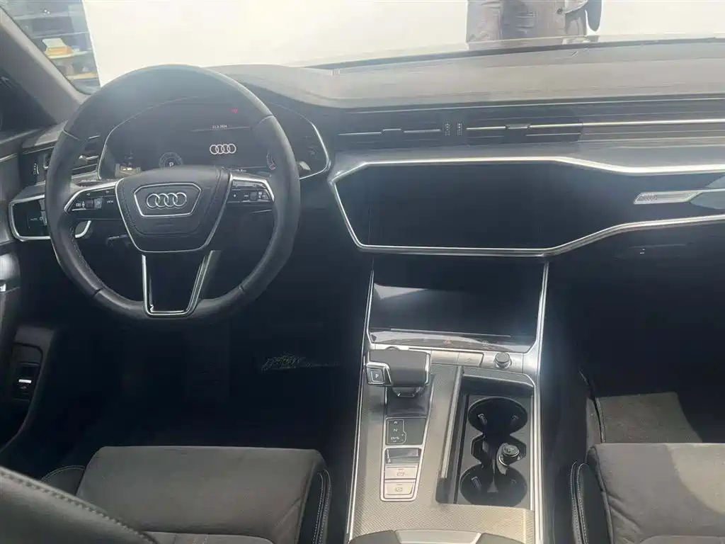 AUDI A6L 2023