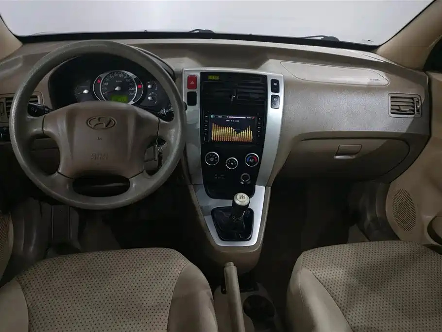 HYUNDAI TUCSON 2013