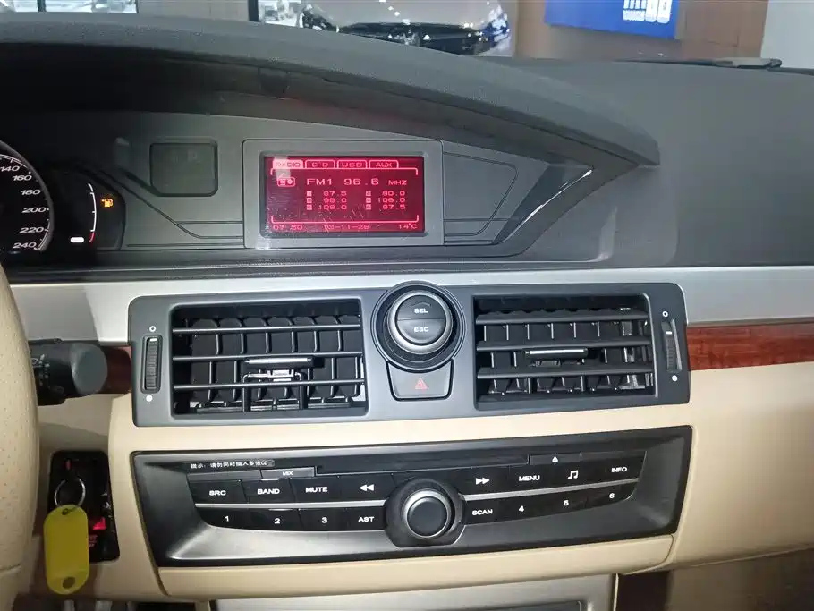 MG MG6 2013