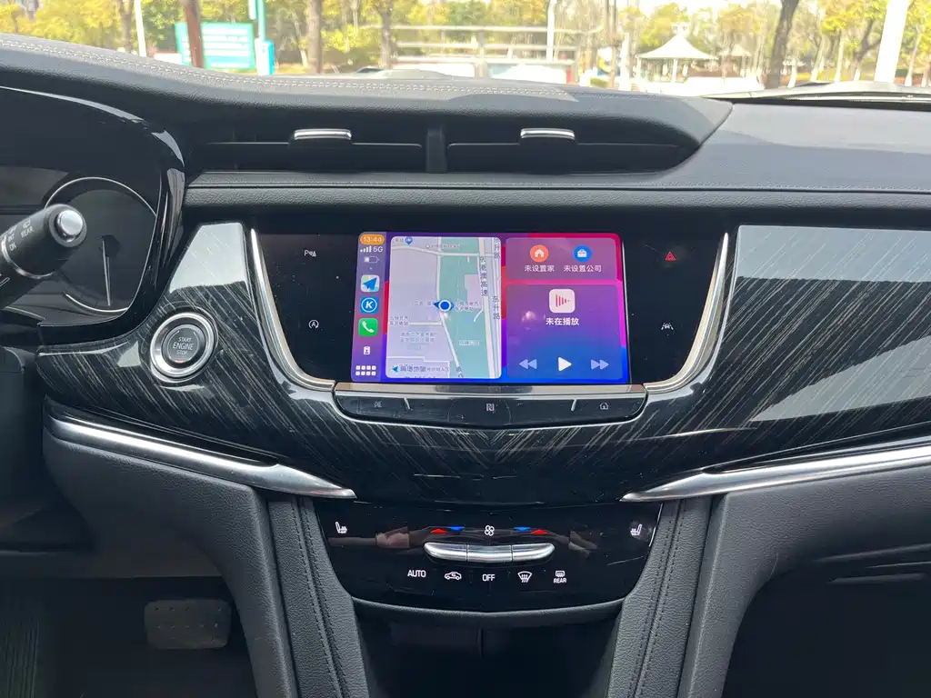 CADILLAC XT6 2021
