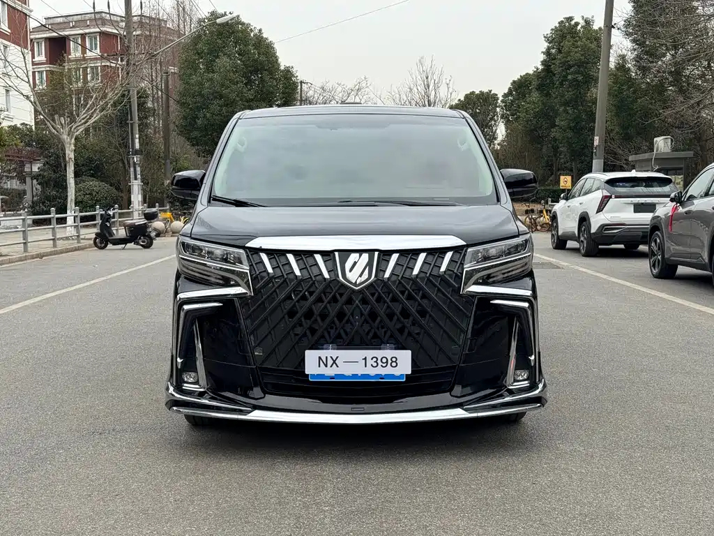 TOYOTA ALPHARD 2018