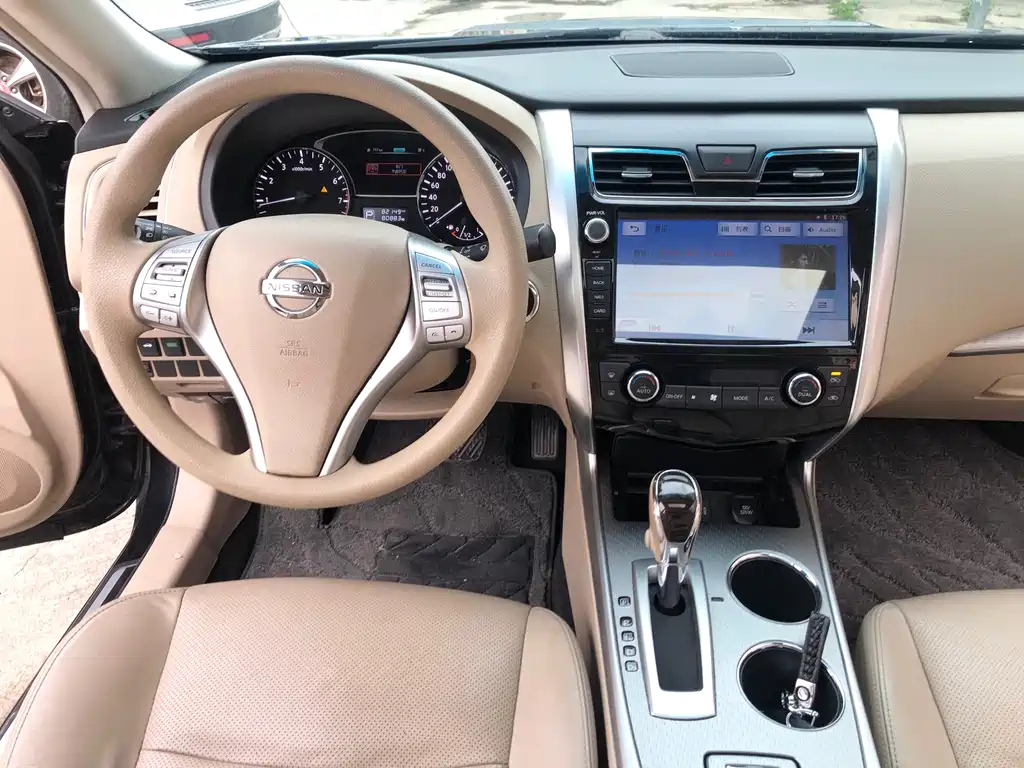 NISSAN TEANA 2018