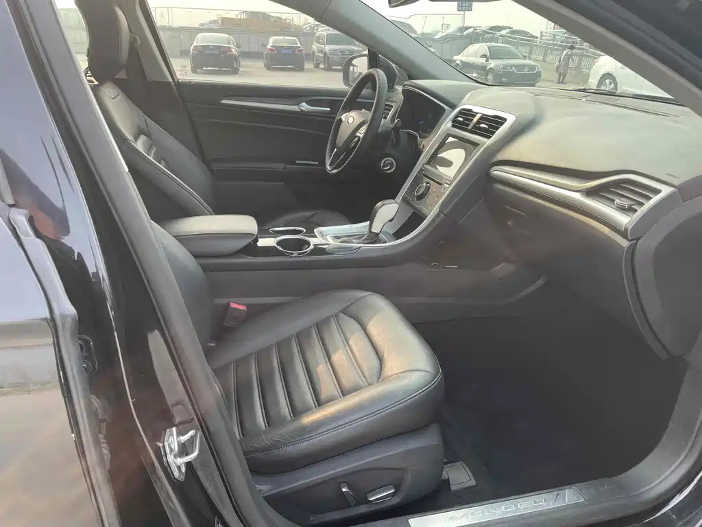 FORD MONDEO 2016