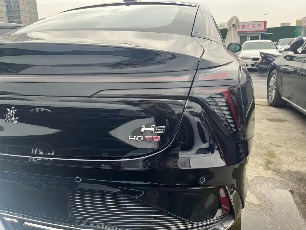 HONGQI H6 2023