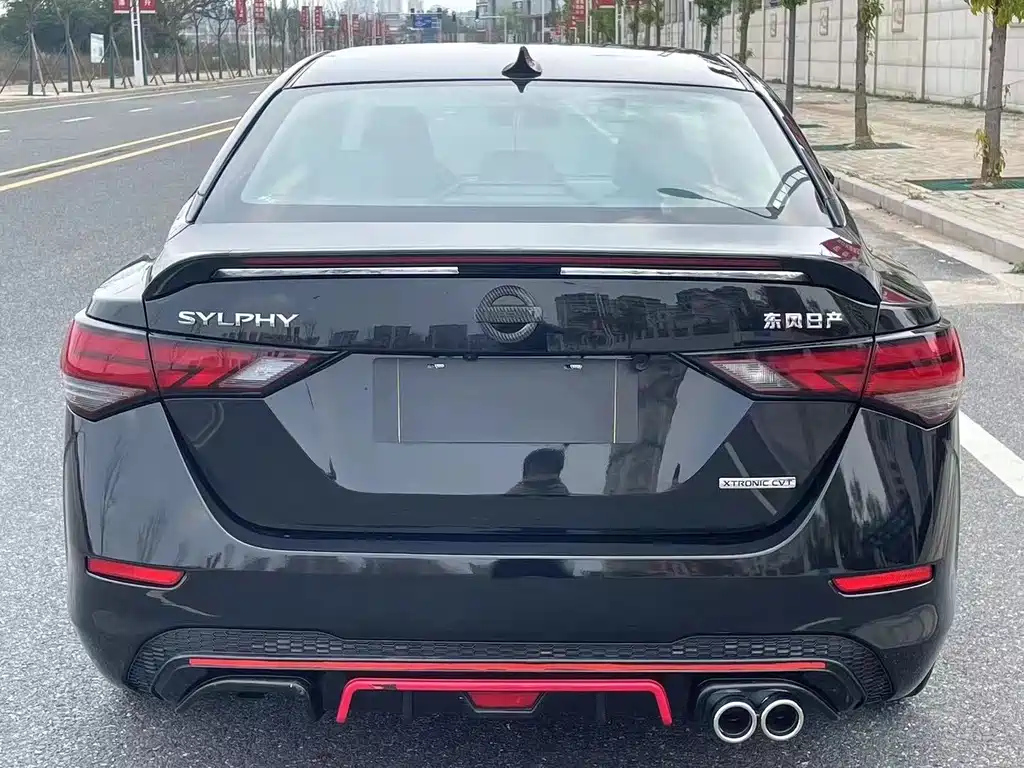 NISSAN SYLPHY 2020