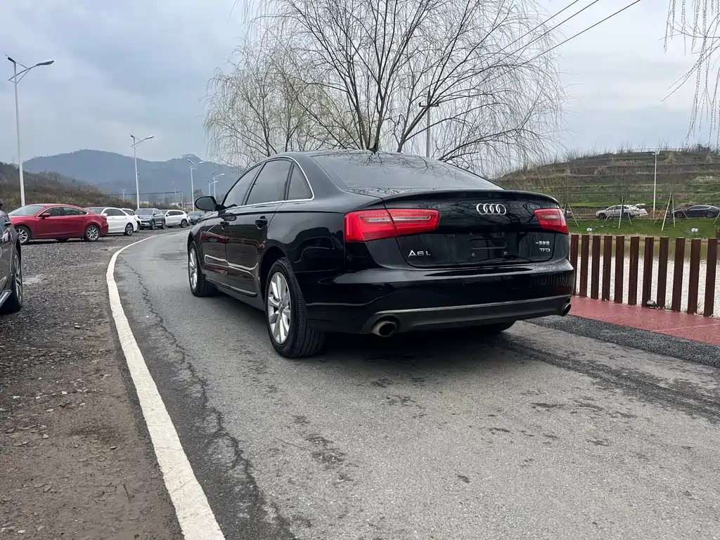 AUDI A6L 2014