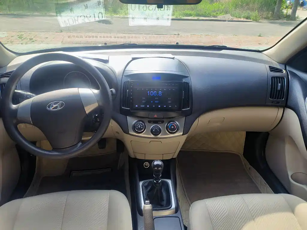 HYUNDAI CELESTA 2013
