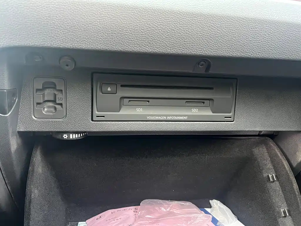 VOLKSWAGEN MAGOTAN 2020