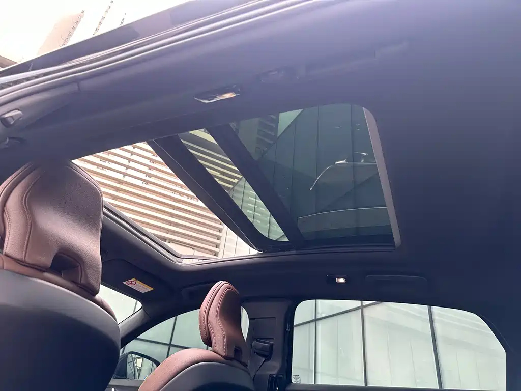 VOLVO S90 2022