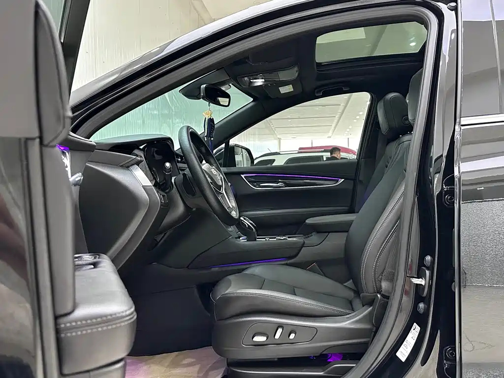 CADILLAC XT5 2022