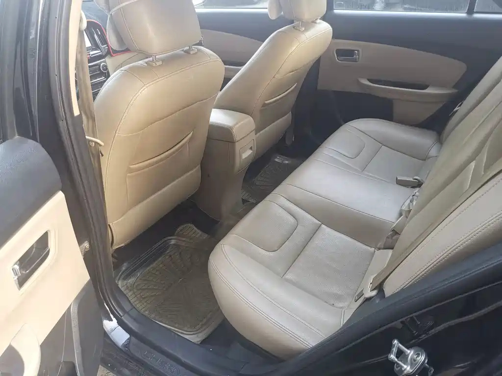 CHERY E3 2014
