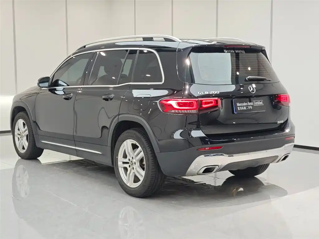 MERCEDES BENZ GLB 2022