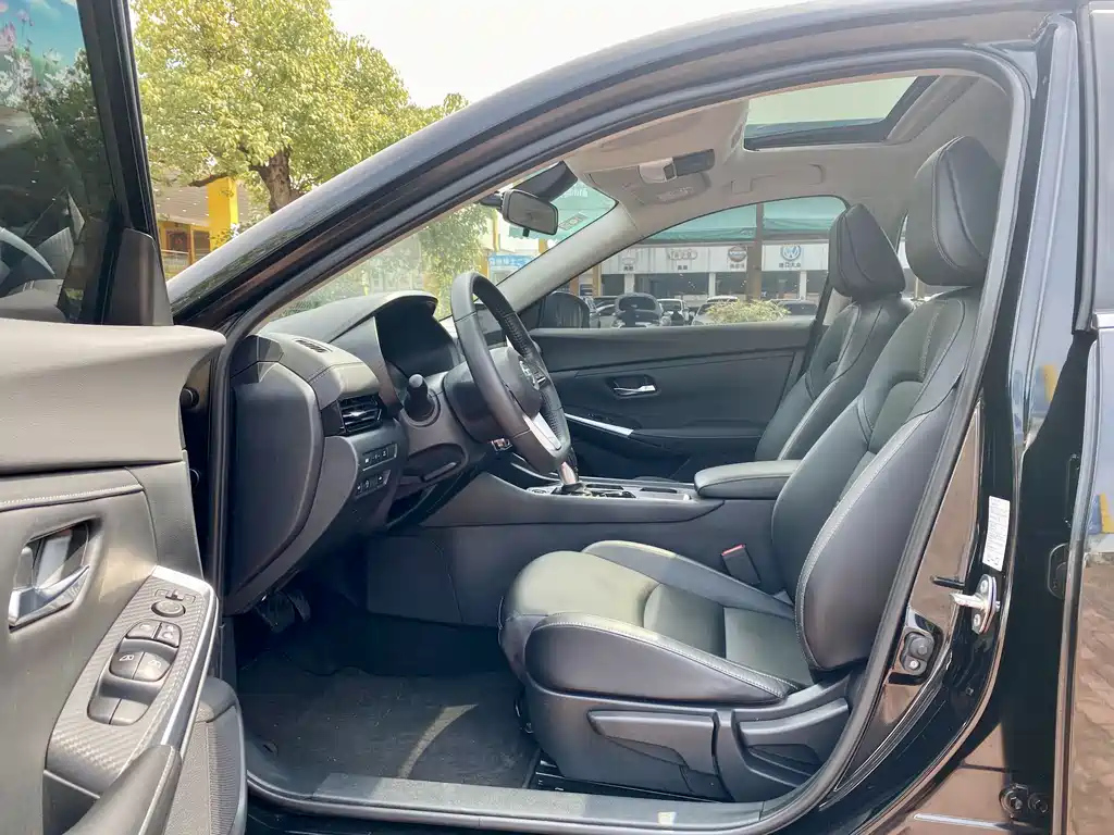 NISSAN SYLPHY 2022