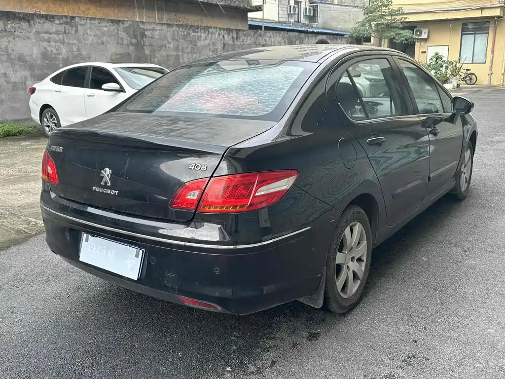 PEUGEOT 408 2013