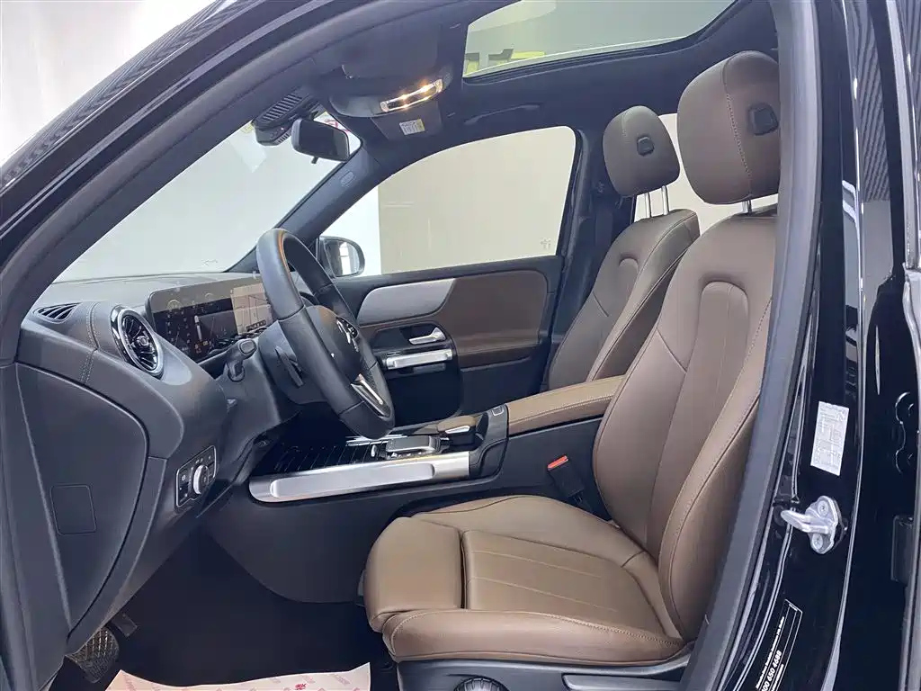 MERCEDES BENZ GLB 2022