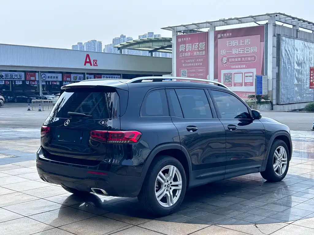 MERCEDES BENZ GLB 2022