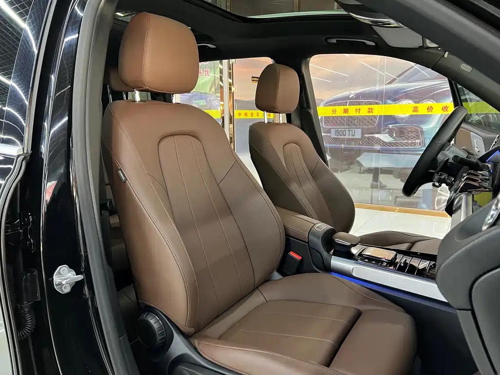MERCEDES BENZ GLB 2020