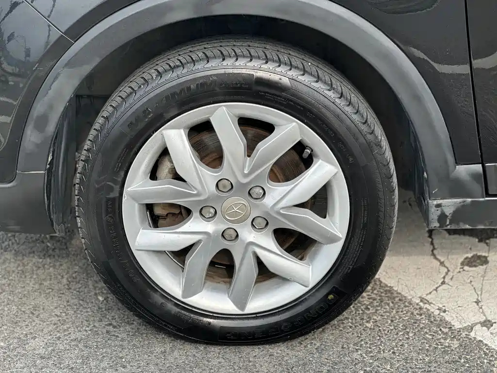 JAC REFINE S3 2015
