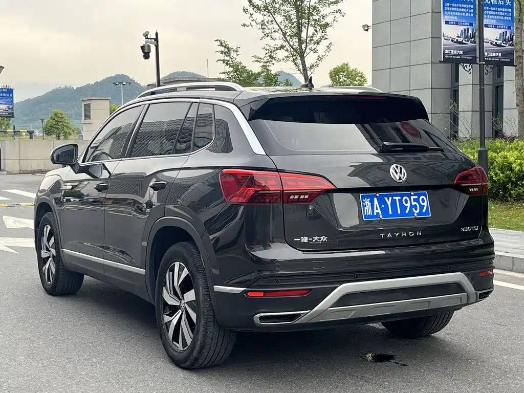 VOLKSWAGEN TAYRON 2021