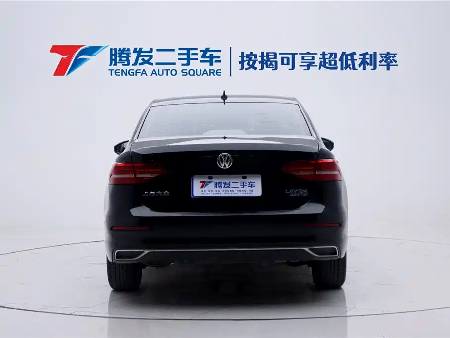 VOLKSWAGEN LAVIDA 2020
