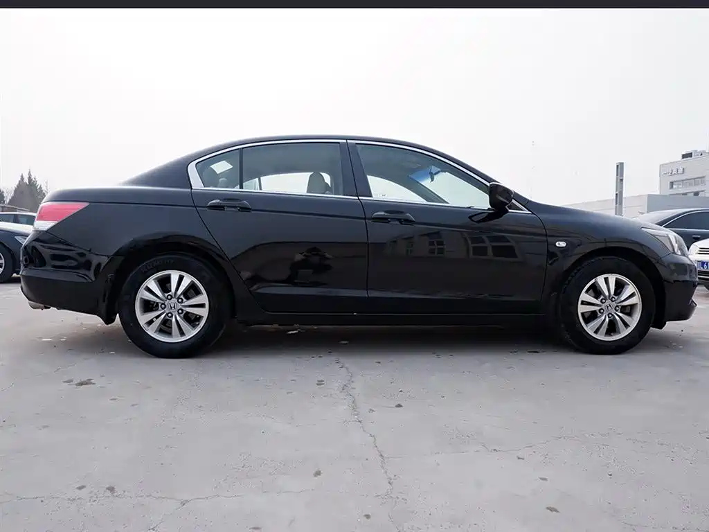 HONDA ACCORD 2011