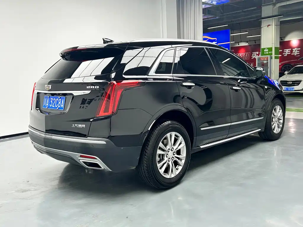 CADILLAC XT5 2020