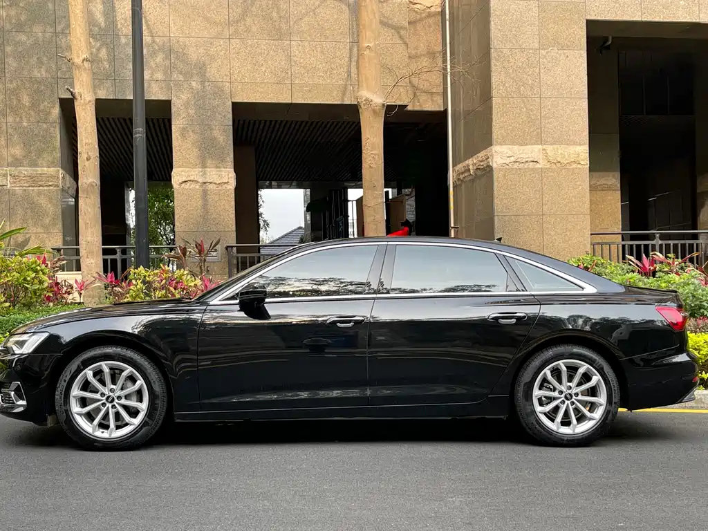 AUDI A6L 2023