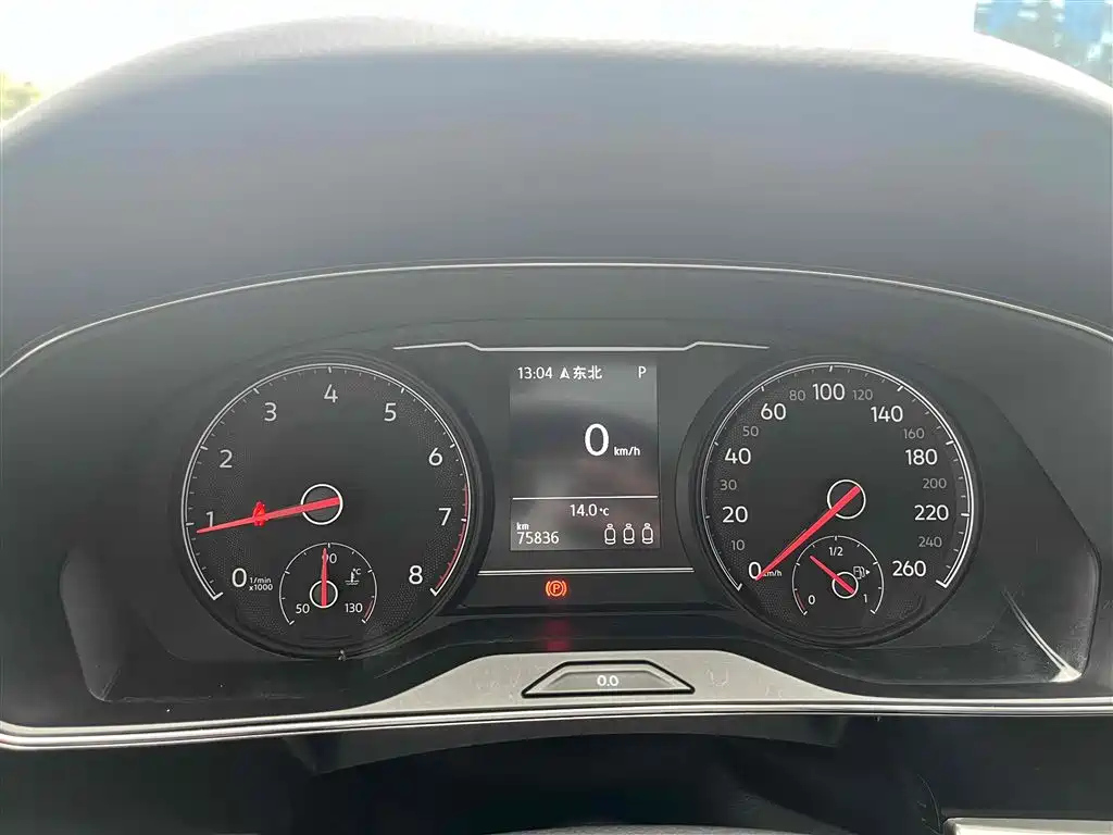 VOLKSWAGEN PASSAT 2019