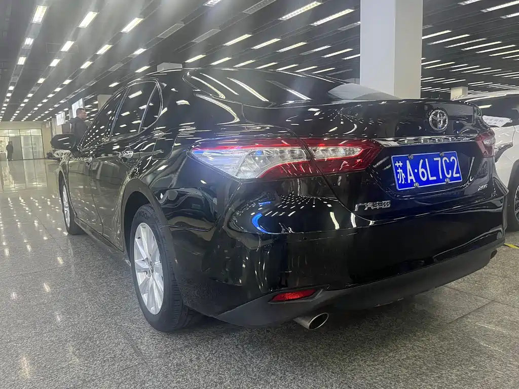 TOYOTA CAMRY 2020