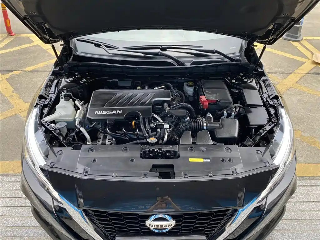 NISSAN TEANA 2022