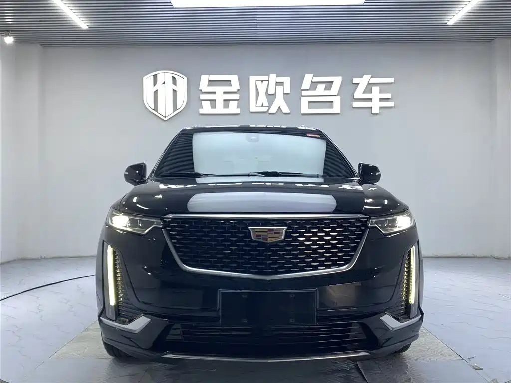 CADILLAC XT6 2021