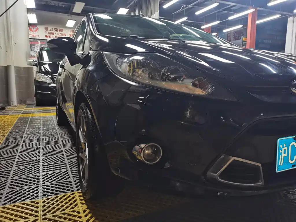 FORD FIESTA 2010