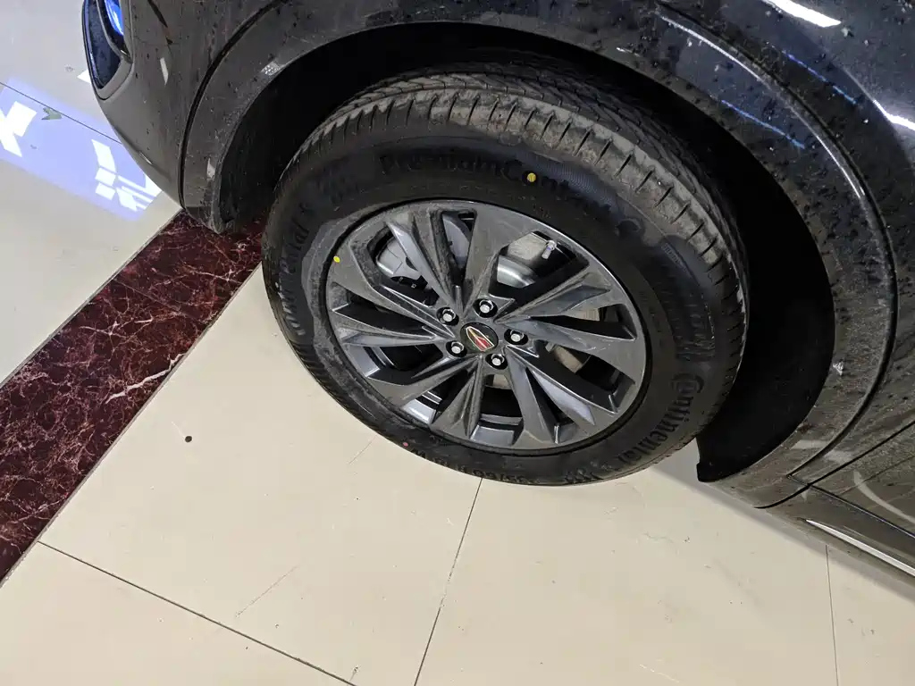 HONGQI HS5 2024