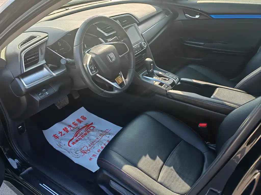 HONDA CIVIC 2018