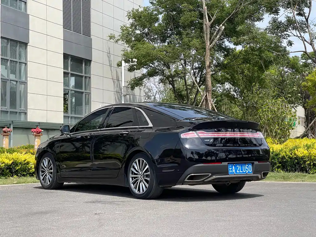 LINCOLN MKZ 2021