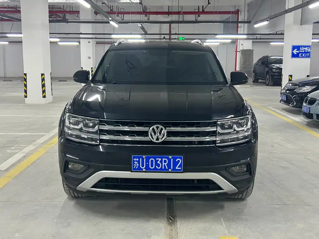 VOLKSWAGEN TOURAN 2021