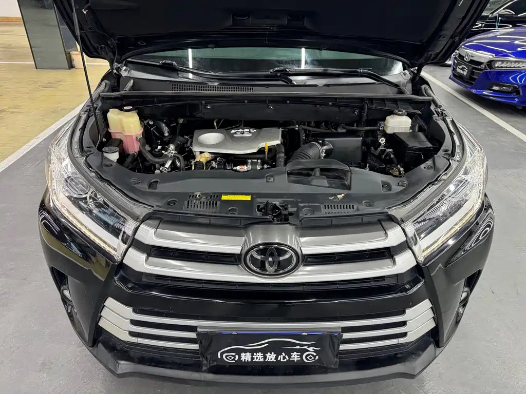 TOYOTA HIGHLANDER 2019