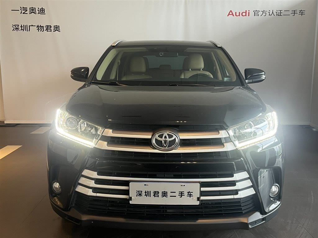 TOYOTA HIGHLANDER 2020