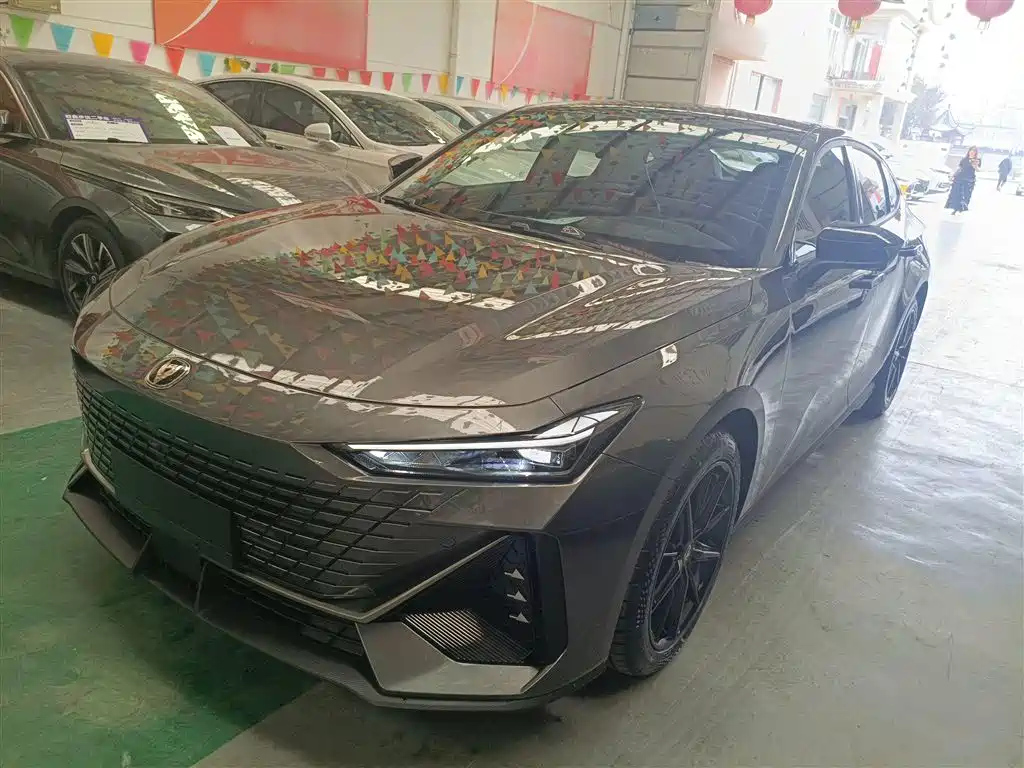 CHANGAN UNI-V 2024