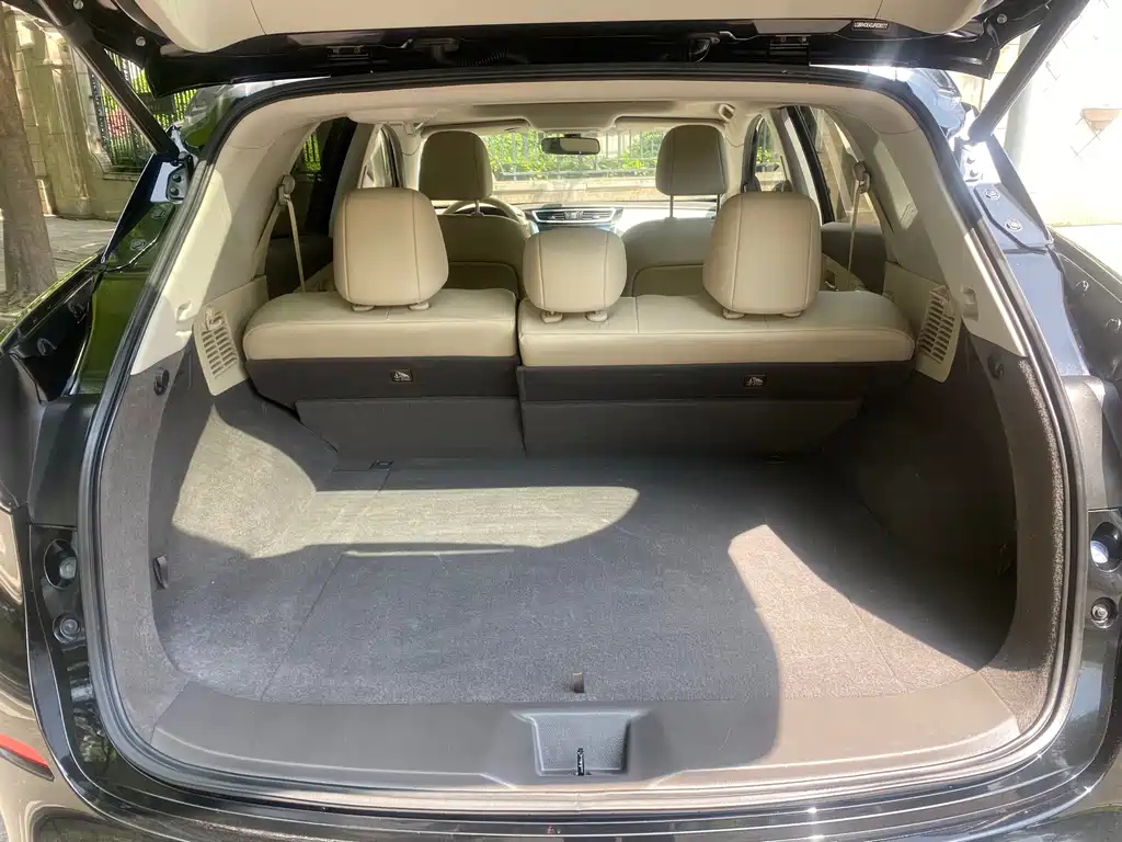NISSAN MURANO 2018
