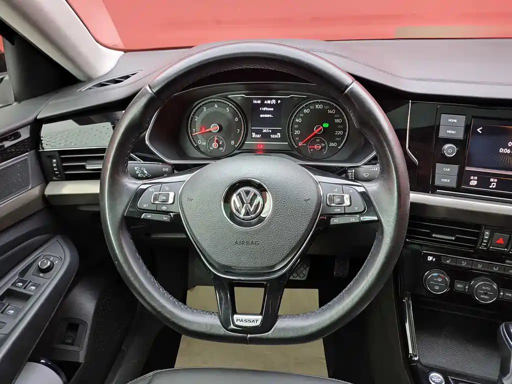 VOLKSWAGEN PASSAT 2020