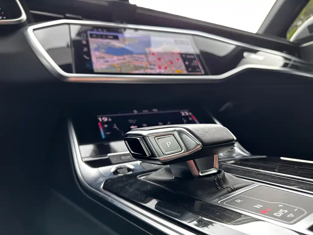 AUDI A6L 2022