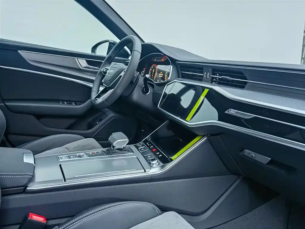 AUDI A6L 2024