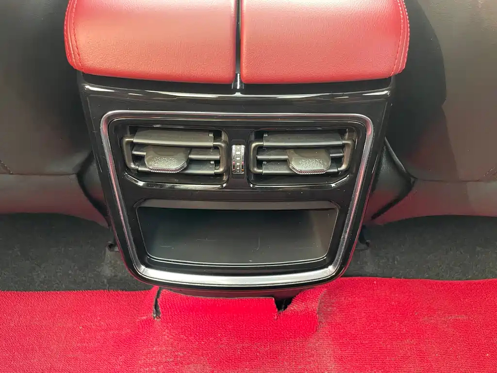 JETOUR X70 PLUS 2021