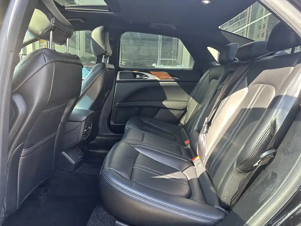 LINCOLN MKZ 2020