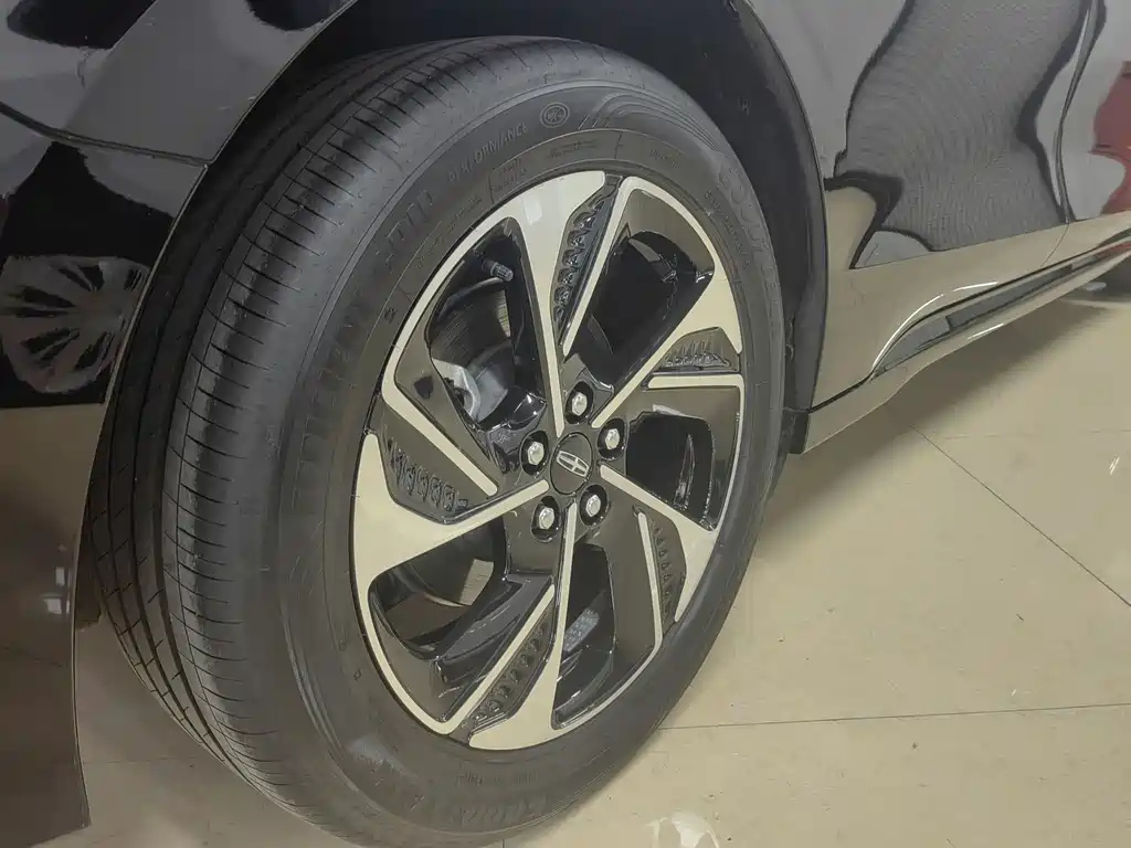 LINCOLN Z 2022