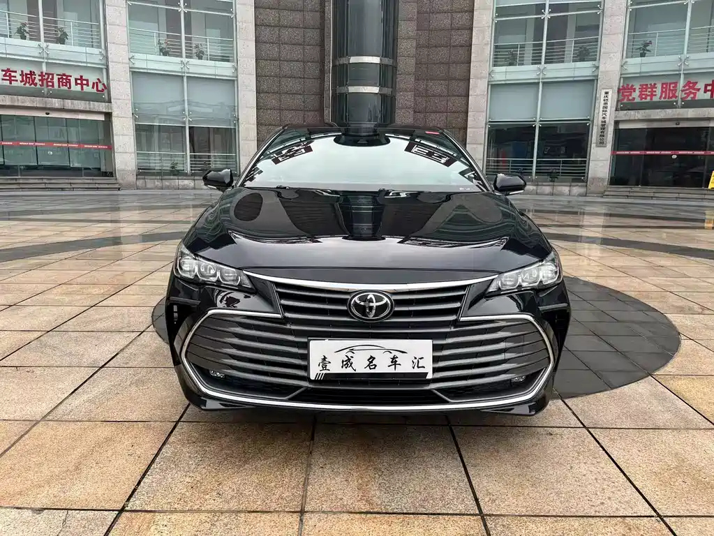 TOYOTA AVALON 2020